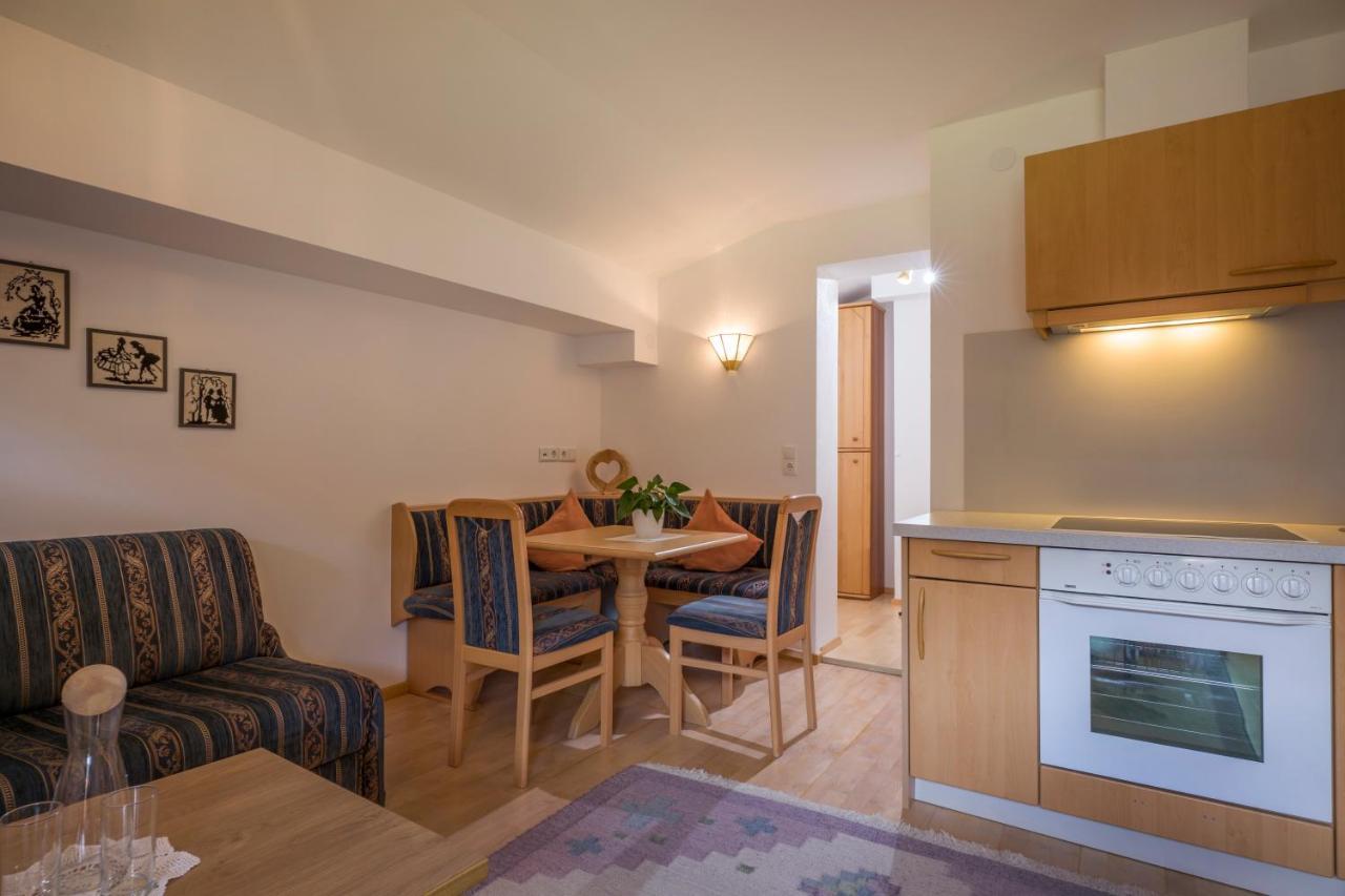 Appartement Hotel Garni Matthaeuserhof แกร์ลอส ภายนอก รูปภาพ