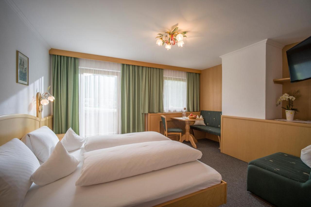 Appartement Hotel Garni Matthaeuserhof แกร์ลอส ภายนอก รูปภาพ