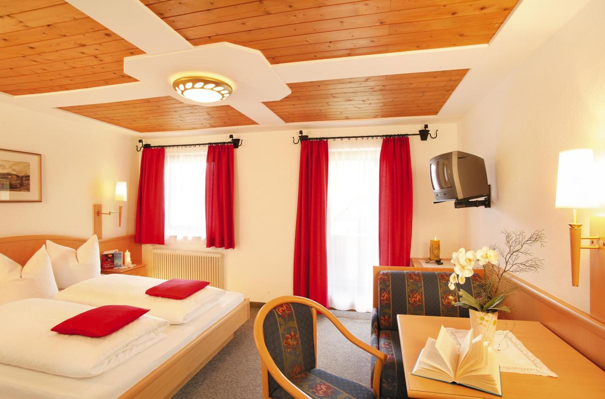 Appartement Hotel Garni Matthaeuserhof แกร์ลอส ภายนอก รูปภาพ