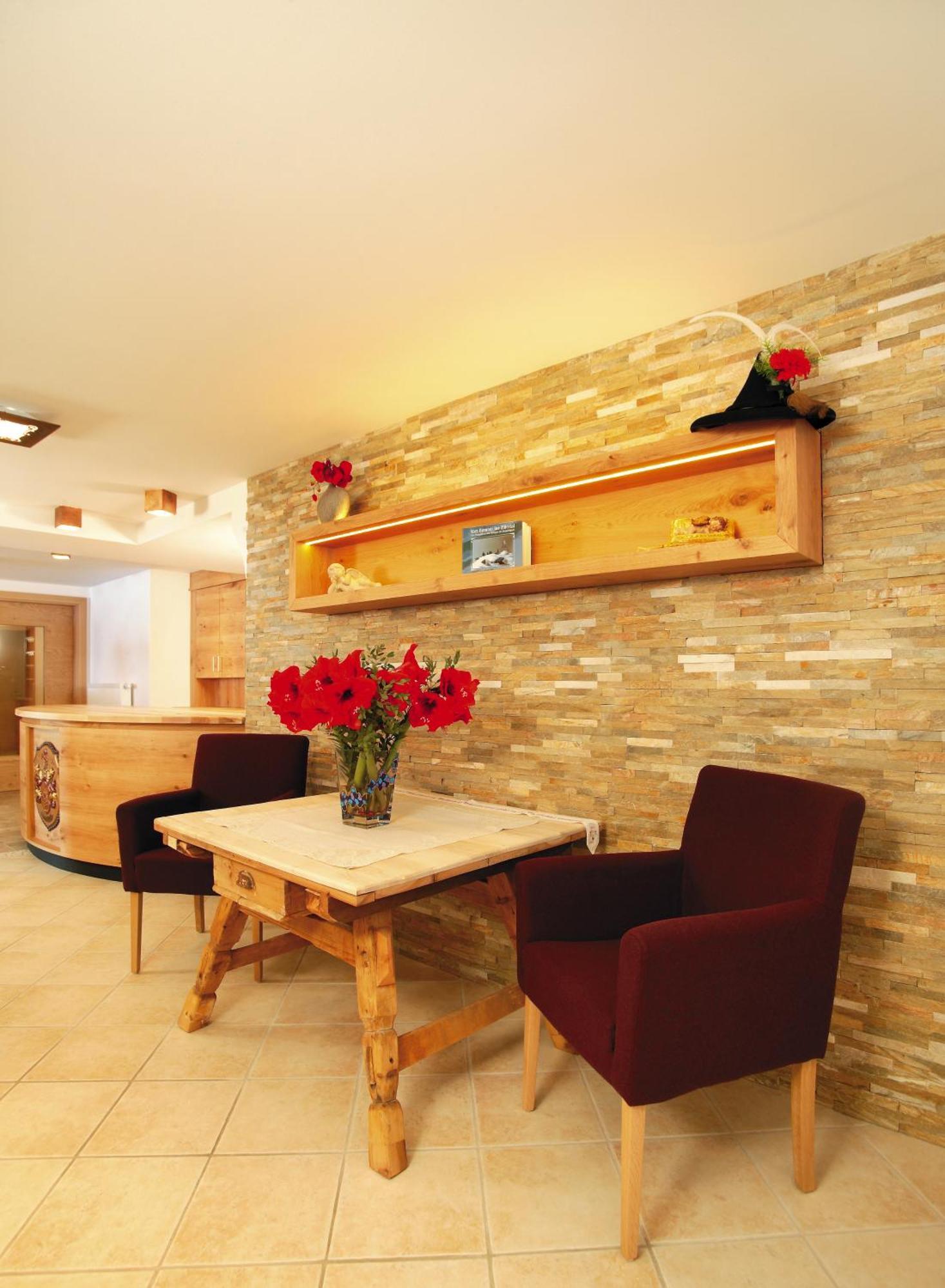 Appartement Hotel Garni Matthaeuserhof แกร์ลอส ภายนอก รูปภาพ