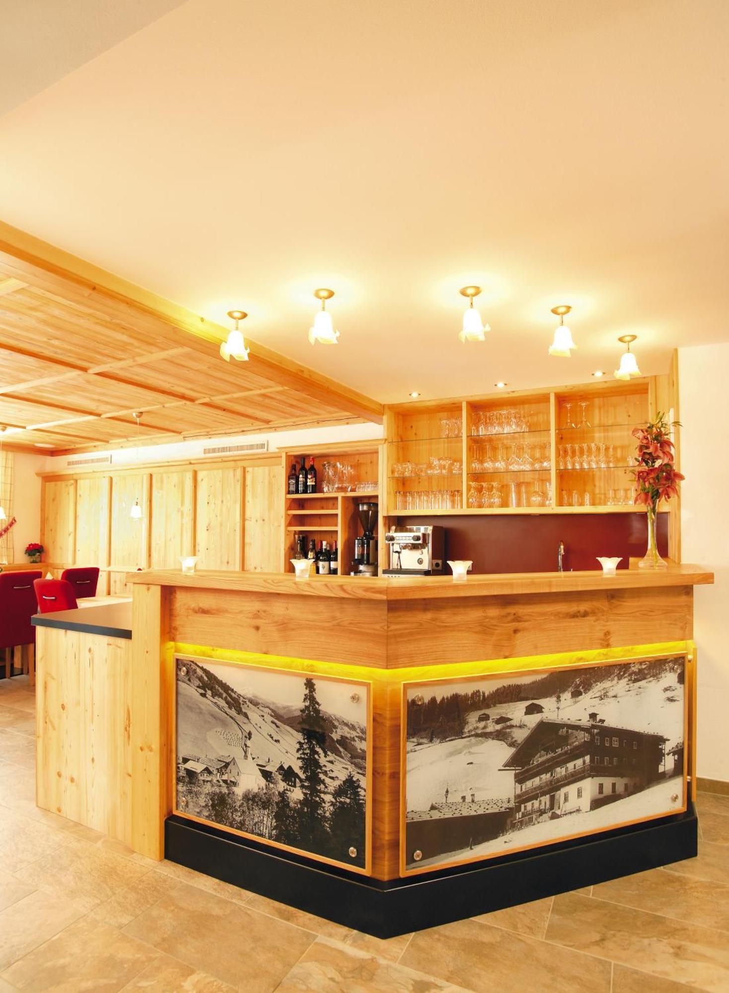 Appartement Hotel Garni Matthaeuserhof แกร์ลอส ภายนอก รูปภาพ