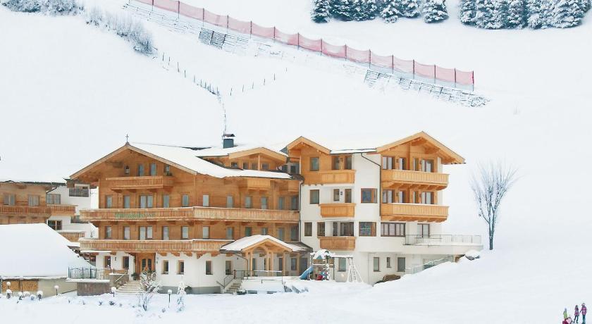 Appartement Hotel Garni Matthaeuserhof แกร์ลอส ภายนอก รูปภาพ